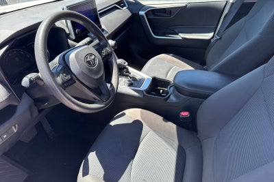 2023 Toyota RAV4 Hybrid LE