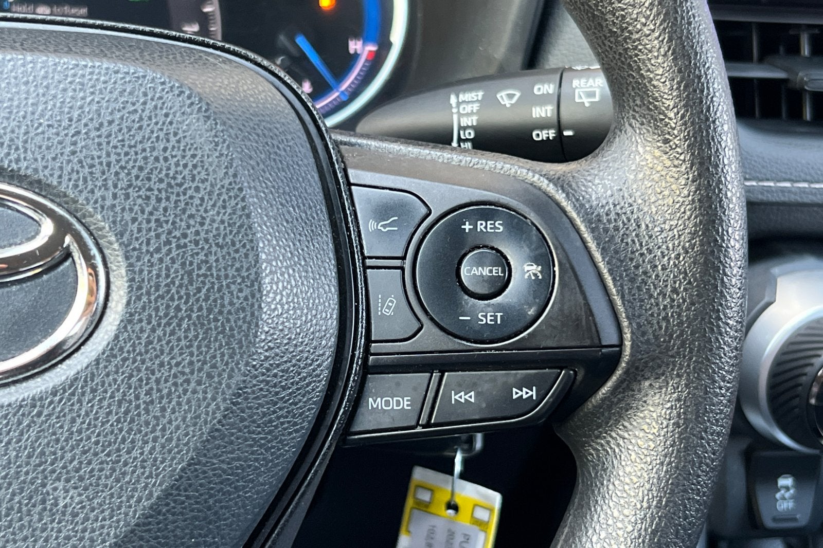 2023 Toyota RAV4 Hybrid LE