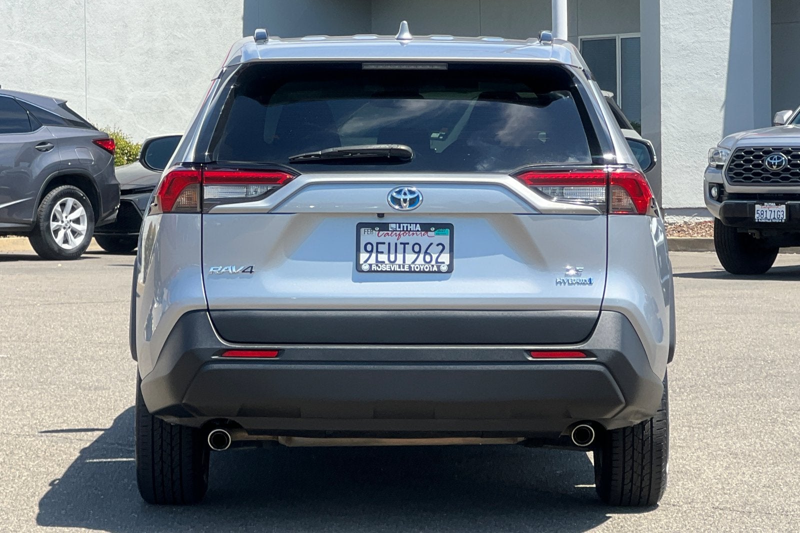 2023 Toyota RAV4 Hybrid LE