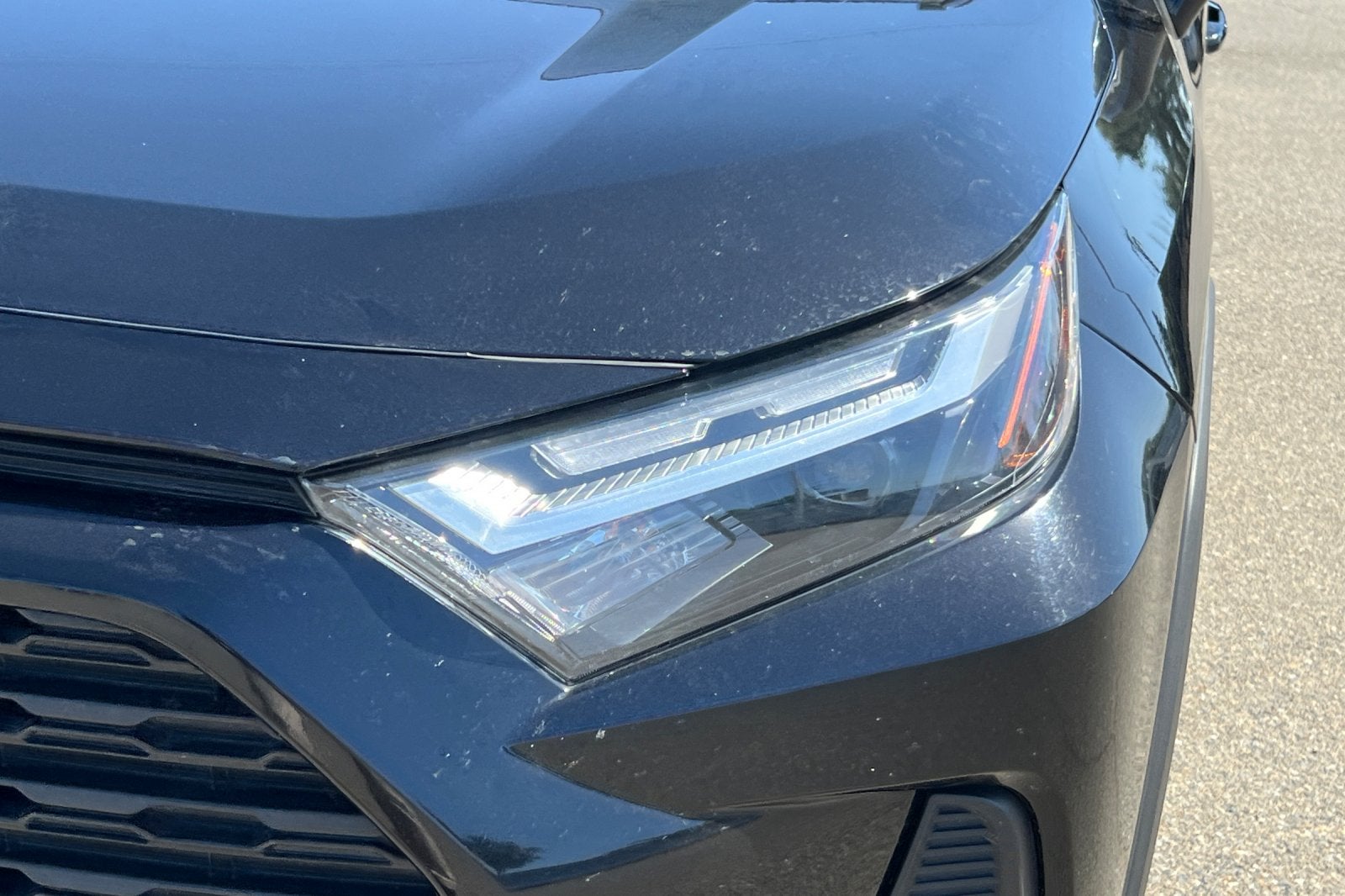 2023 Toyota RAV4 Hybrid LE