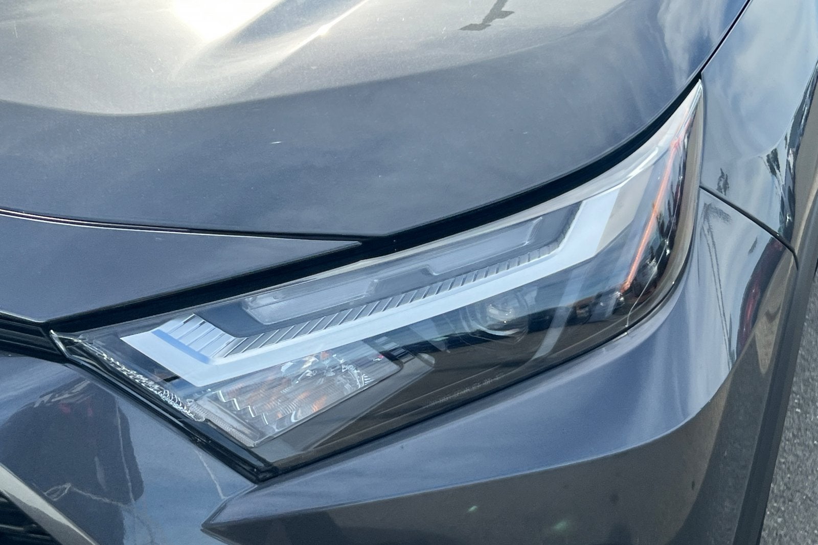 2023 Toyota RAV4 Hybrid LE