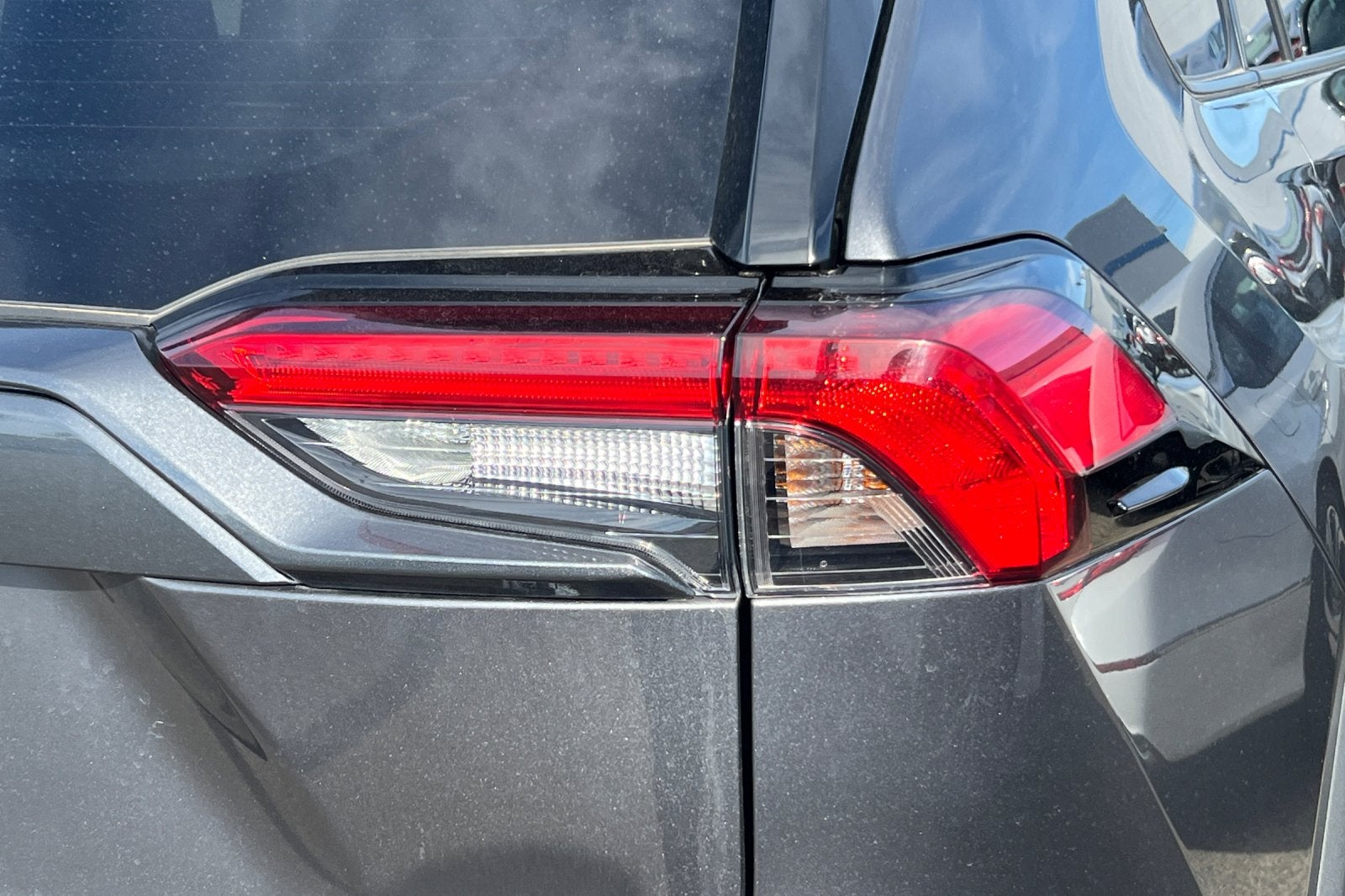 2023 Toyota RAV4 Hybrid LE