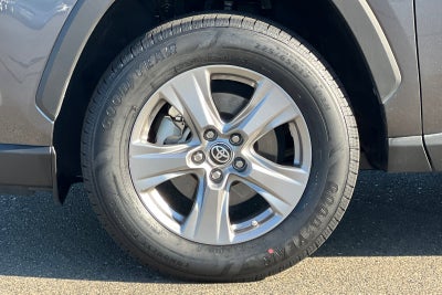 2022 Toyota RAV4 Hybrid LE