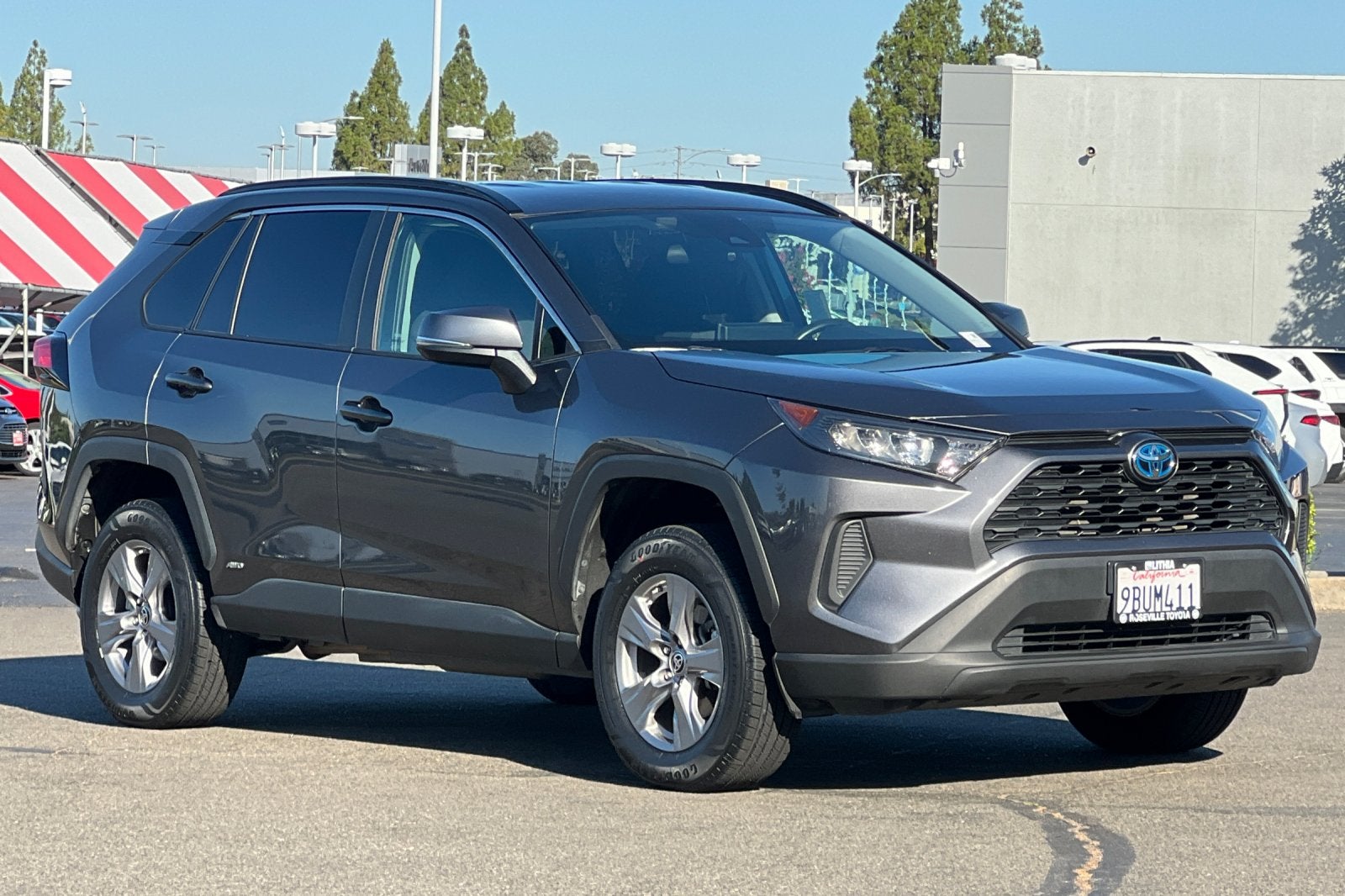 2022 Toyota RAV4 Hybrid LE