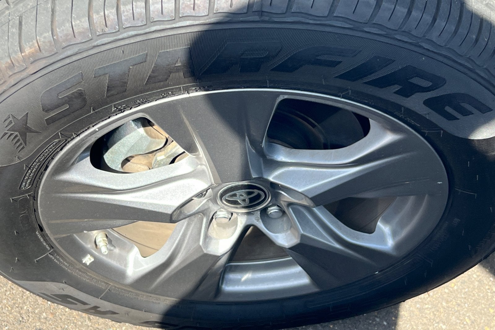 2023 Toyota RAV4 Hybrid LE