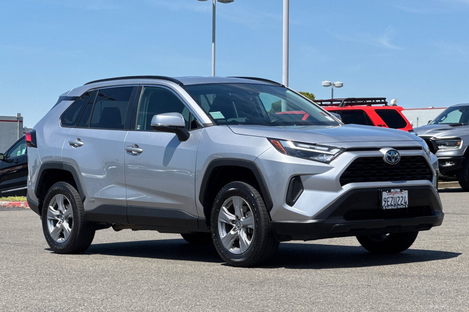 2023 Toyota RAV4 Hybrid LE