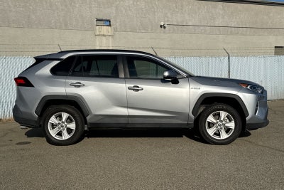 2021 Toyota RAV4 Hybrid XLE