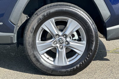 2022 Toyota RAV4 Hybrid XLE