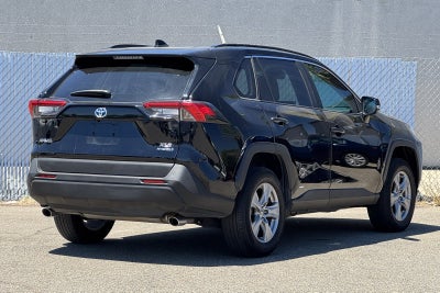 2022 Toyota RAV4 Hybrid XLE