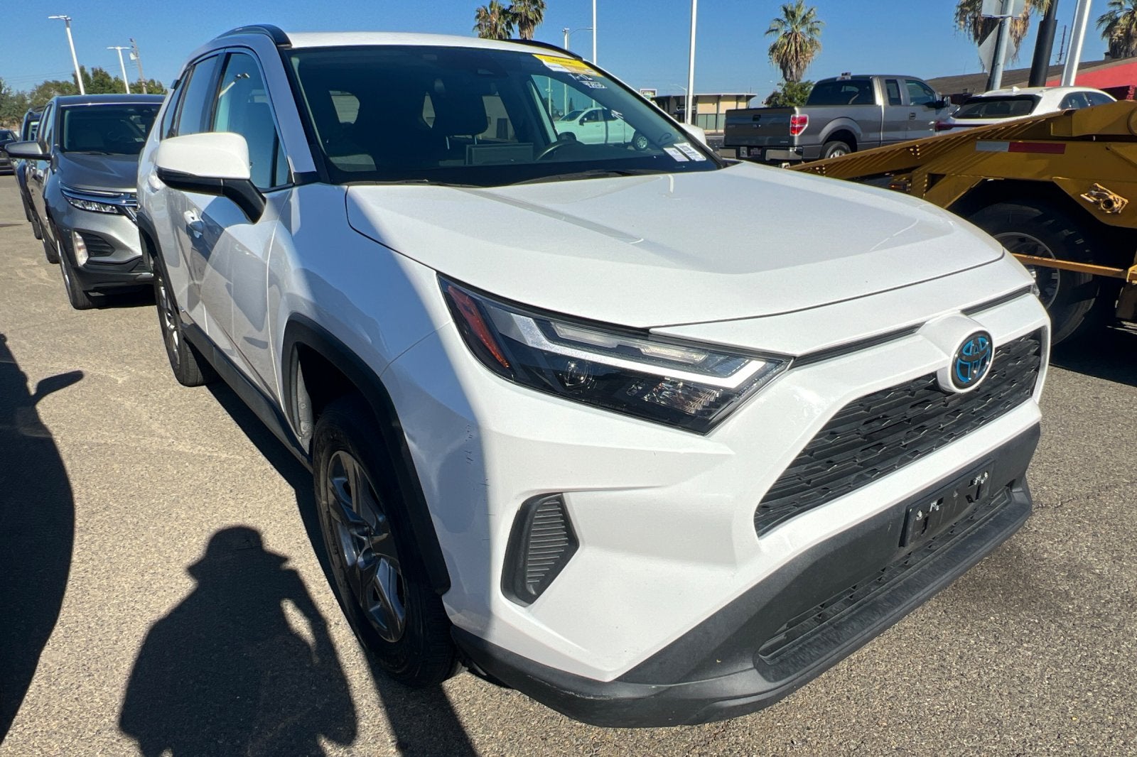 2022 Toyota RAV4 Hybrid XLE