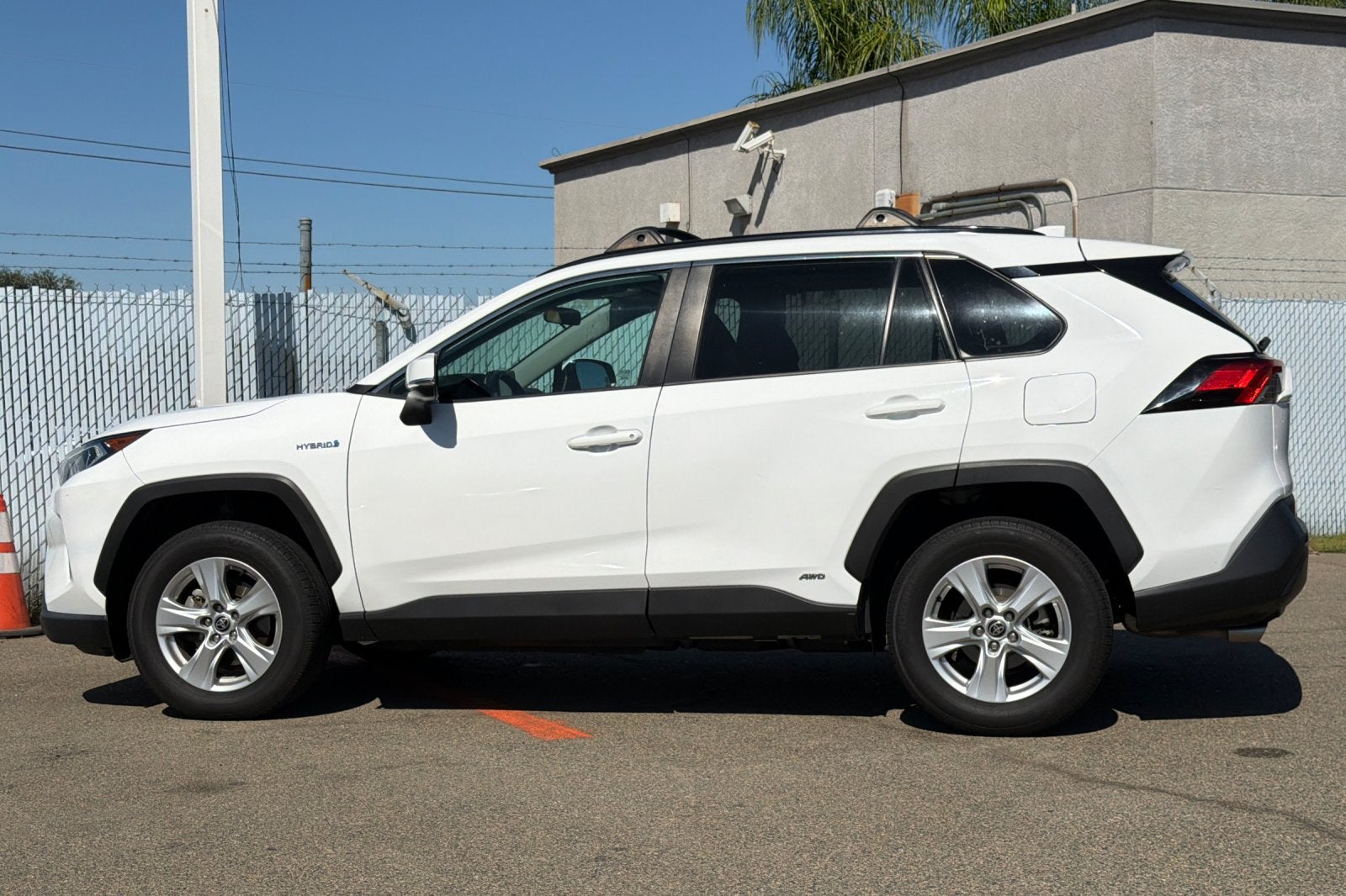 2021 Toyota RAV4 Hybrid XLE