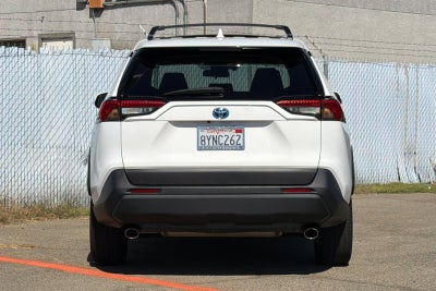 2021 Toyota RAV4 Hybrid XLE