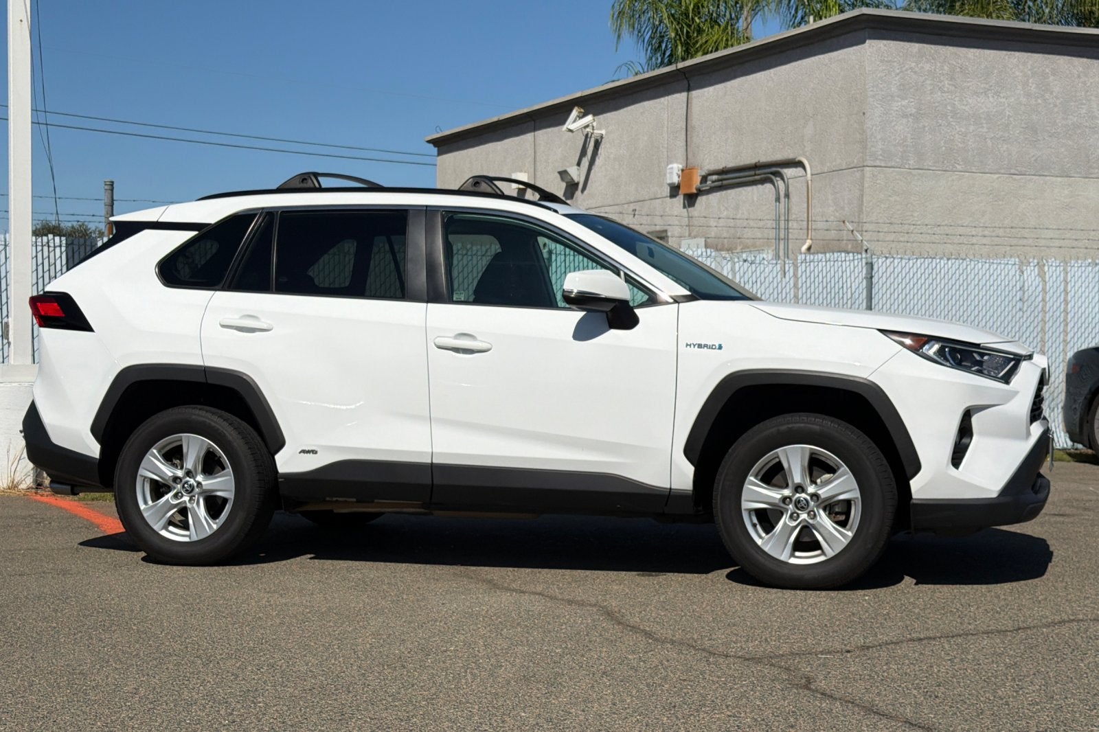 2021 Toyota RAV4 Hybrid XLE