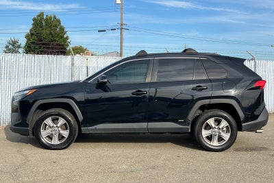 2022 Toyota RAV4 Hybrid XLE