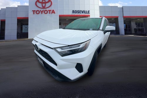 2022 Toyota RAV4 Hybrid XLE