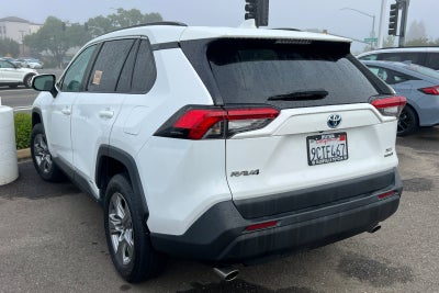 2022 Toyota RAV4 Hybrid XLE