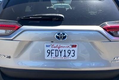 2022 Toyota RAV4 Hybrid XLE