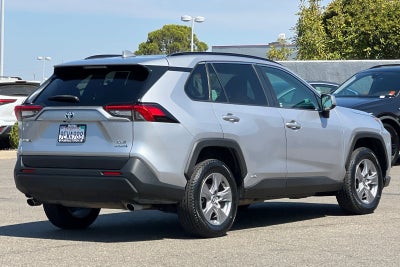 2022 Toyota RAV4 Hybrid XLE