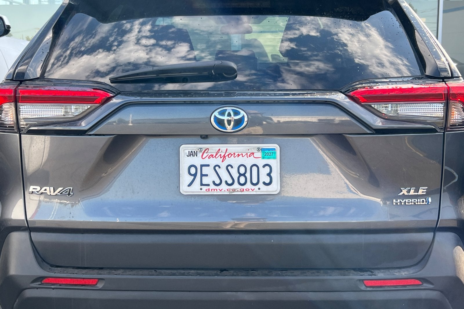 2023 Toyota RAV4 Hybrid XLE