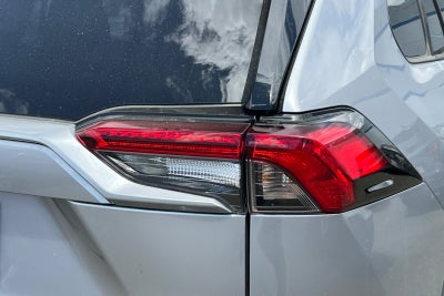 2023 Toyota RAV4 Hybrid SE