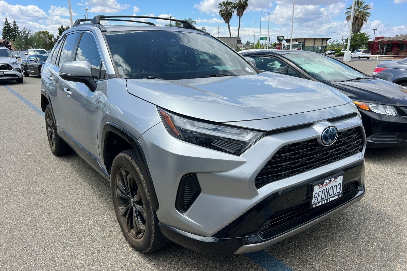 2023 Toyota RAV4 Hybrid SE