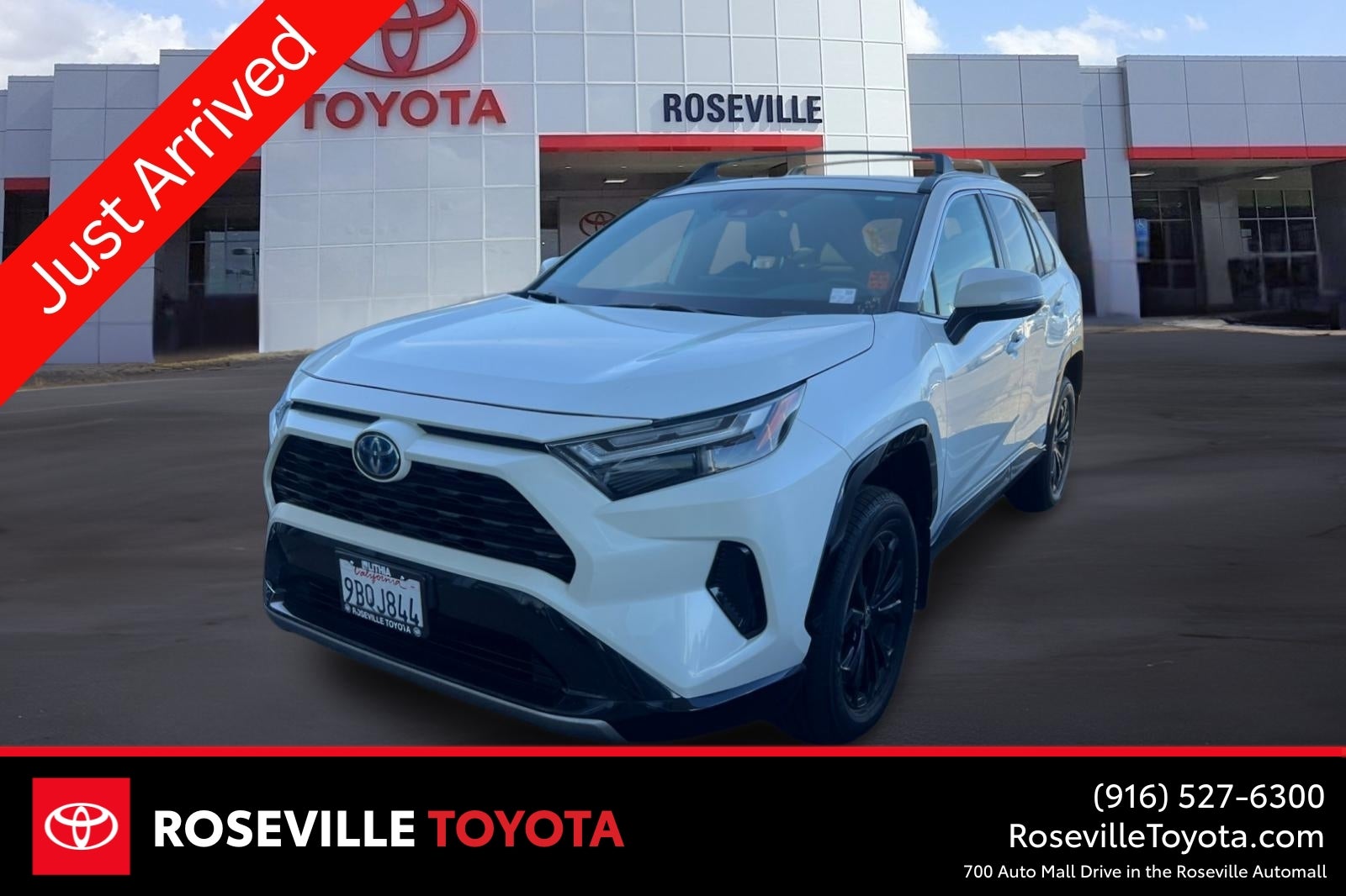 2022 Toyota RAV4 Hybrid SE