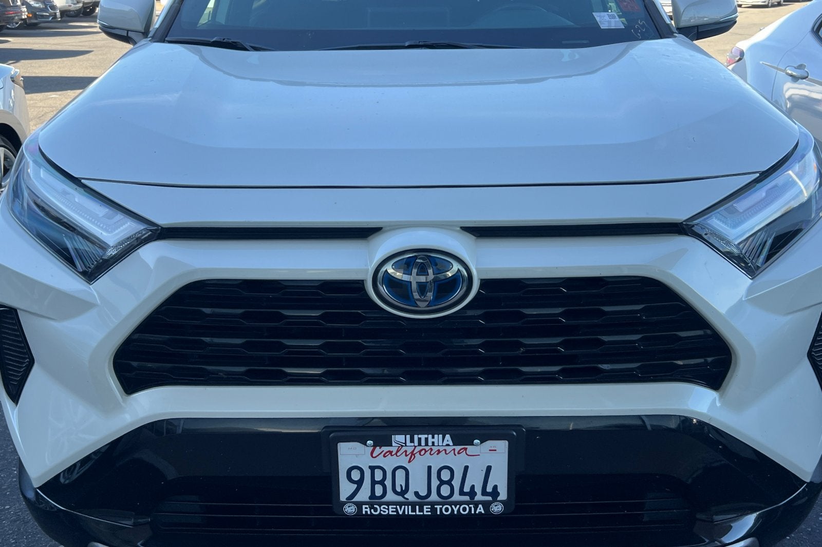 2022 Toyota RAV4 Hybrid SE