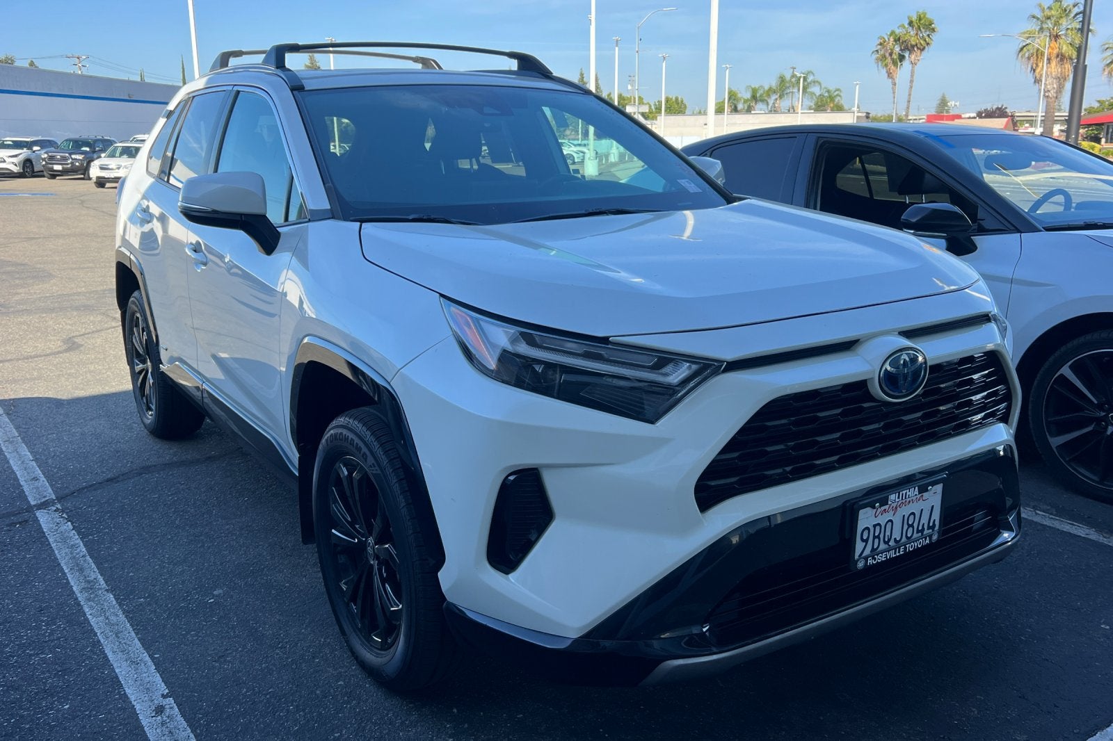 2022 Toyota RAV4 Hybrid SE