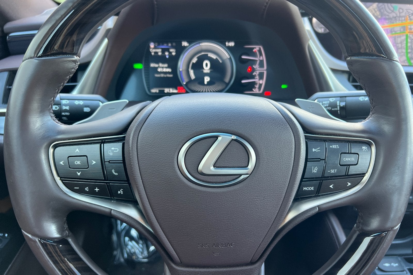 2020 Lexus ES 300h 