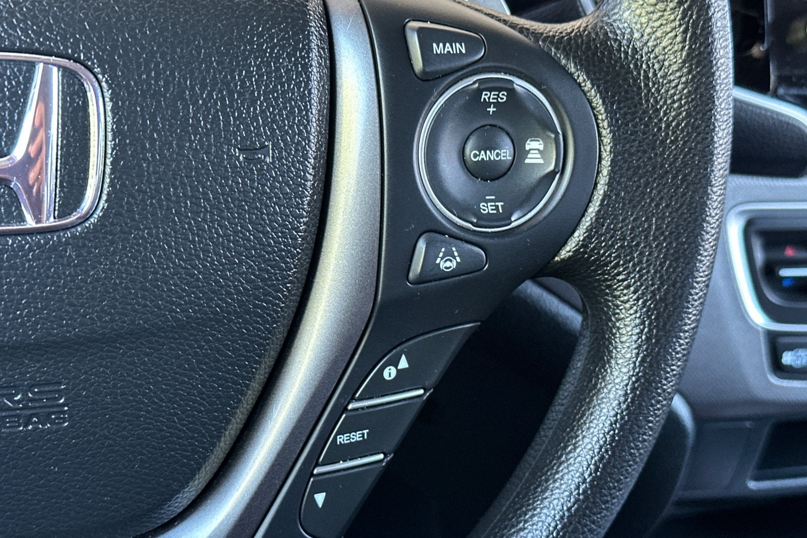 2023 Honda Ridgeline Sport