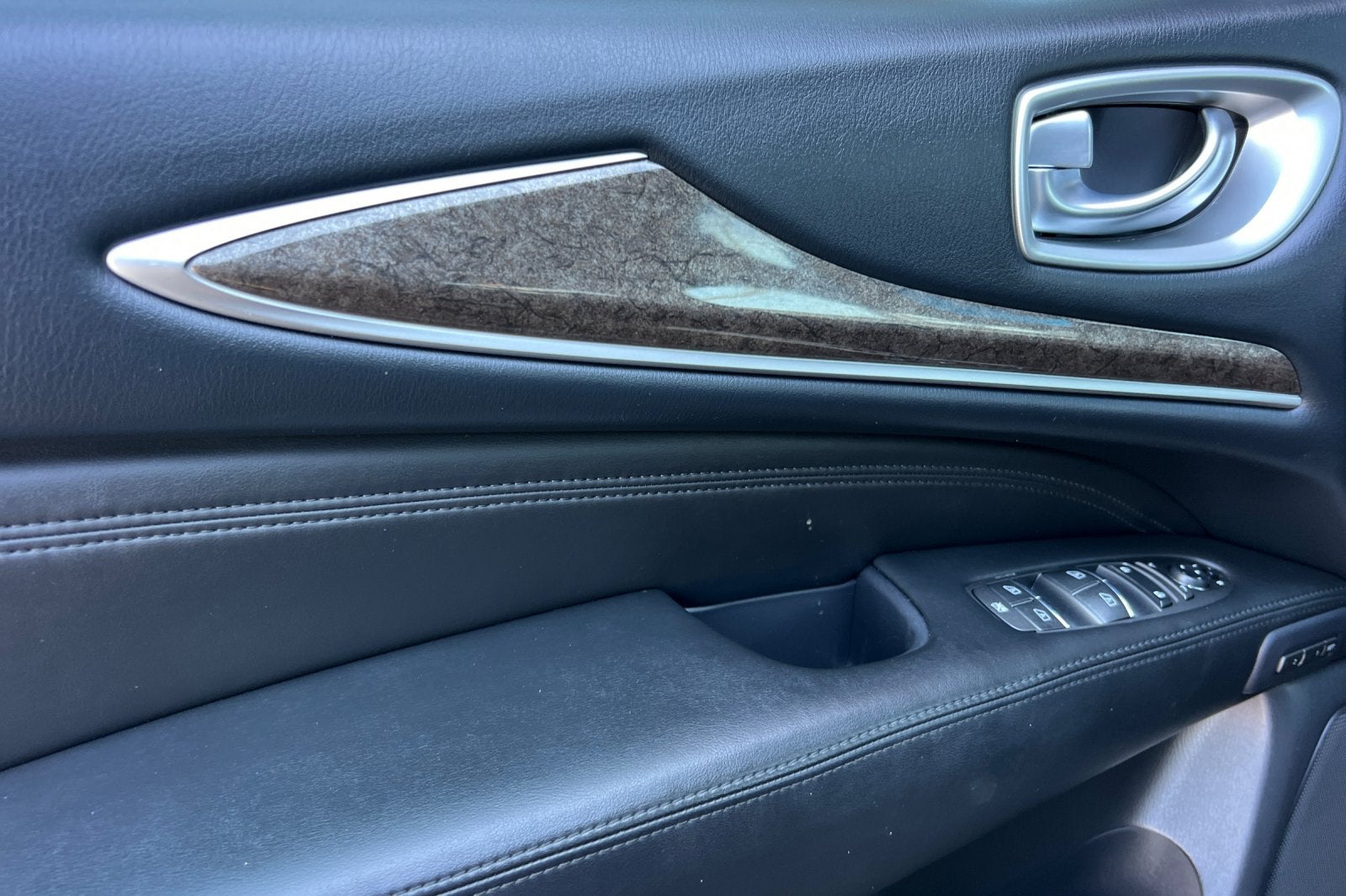 2015 INFINITI QX60 Base