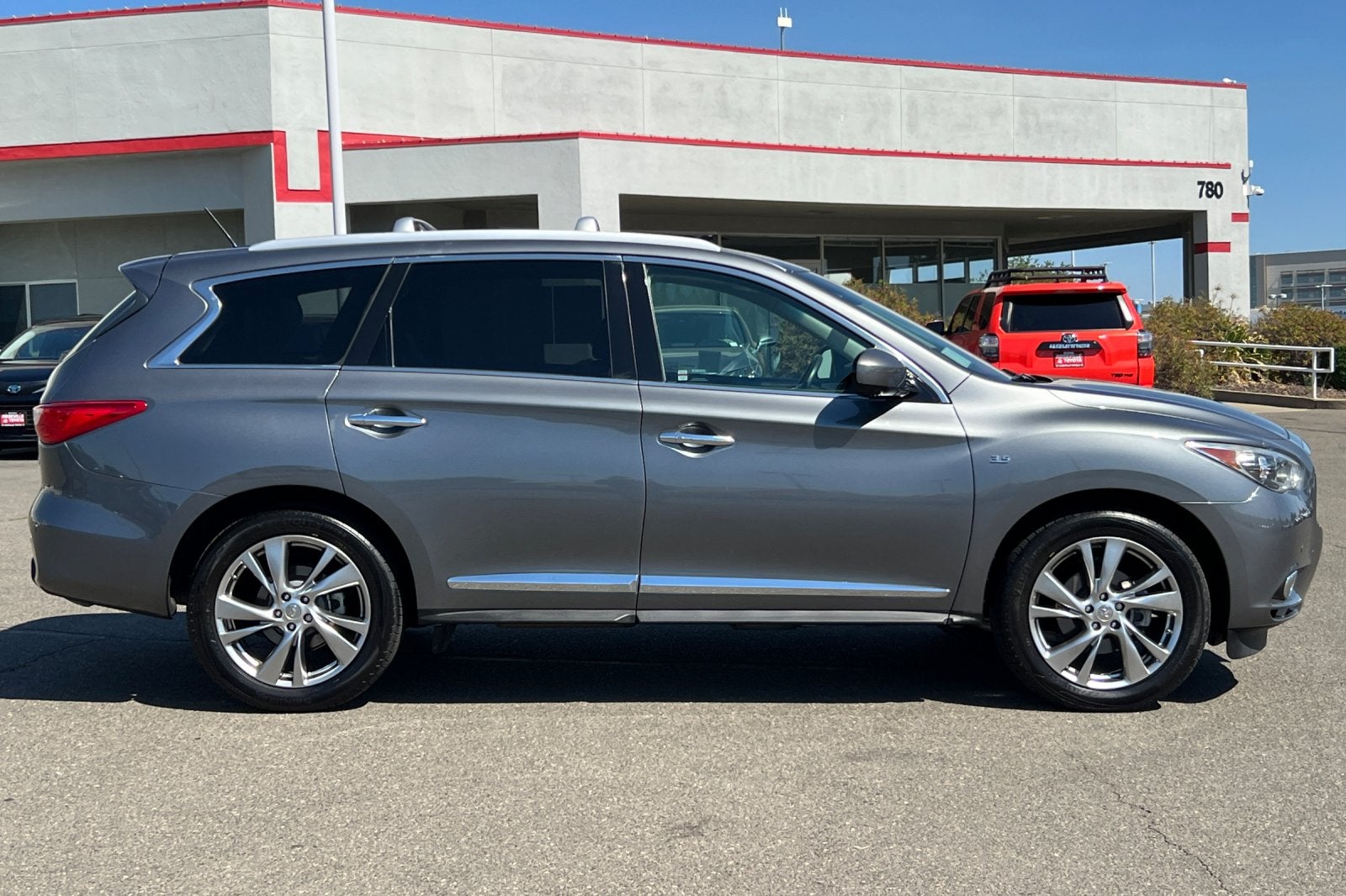 2015 INFINITI QX60 Base