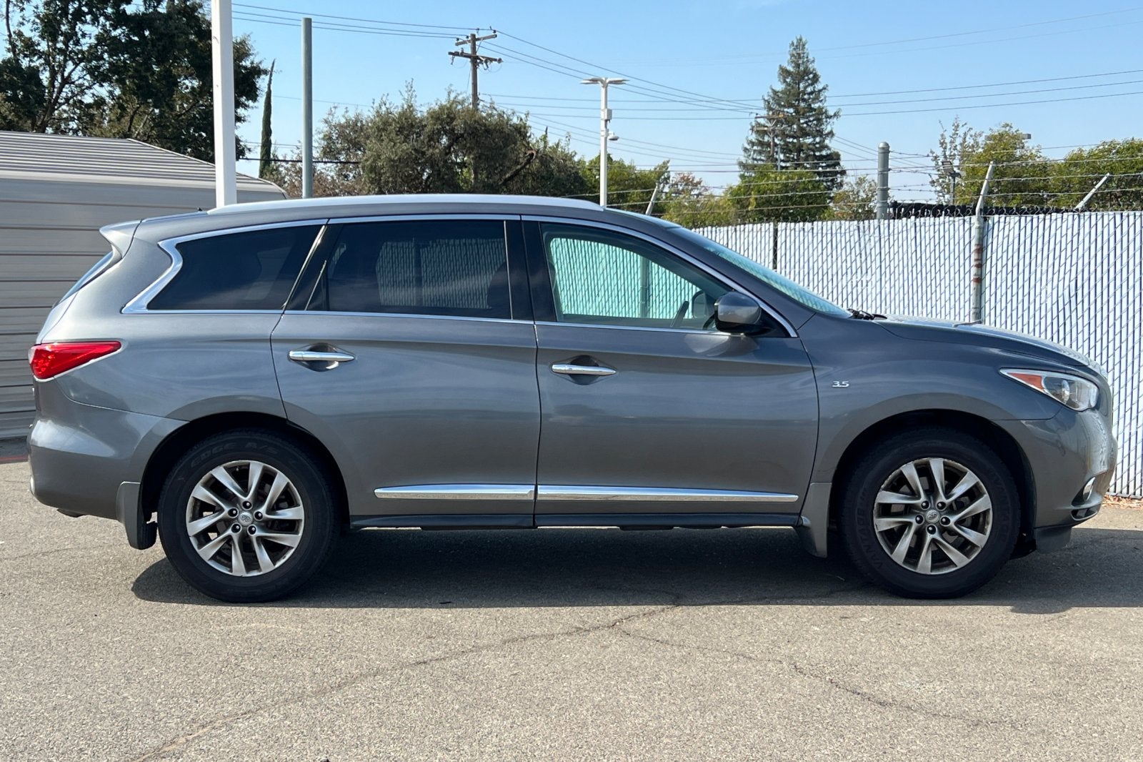 2015 INFINITI QX60 Base