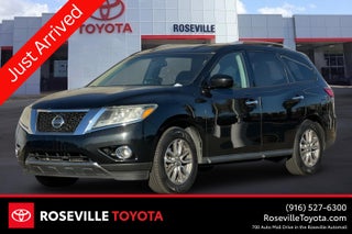 2015 Nissan Pathfinder SV