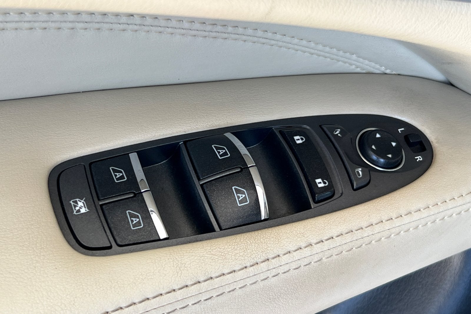 2020 INFINITI QX60 PURE