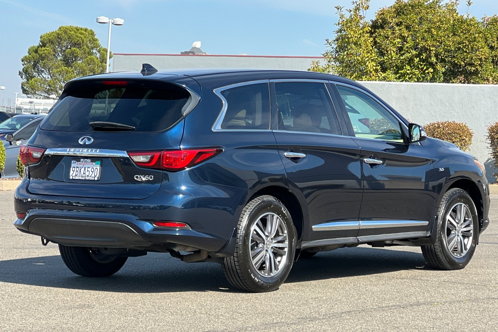 2020 INFINITI QX60 PURE