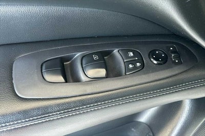 2020 Nissan Pathfinder S