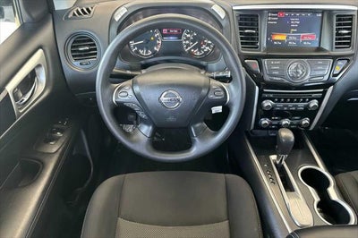 2020 Nissan Pathfinder S