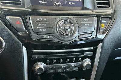 2020 Nissan Pathfinder S