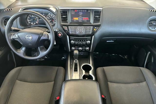 2020 Nissan Pathfinder S