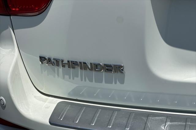 2020 Nissan Pathfinder S