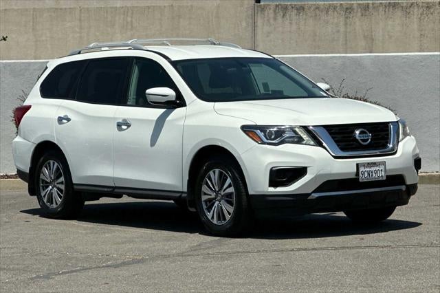 2020 Nissan Pathfinder S