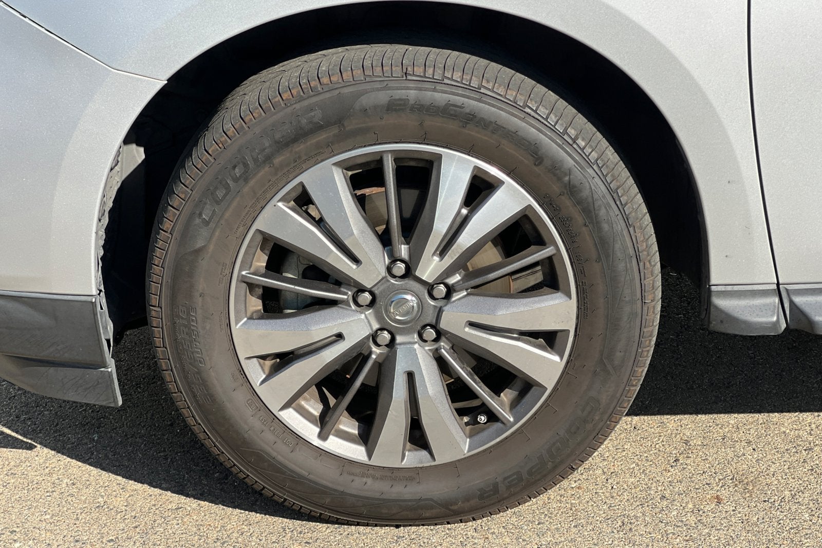 2017 Nissan Pathfinder SV