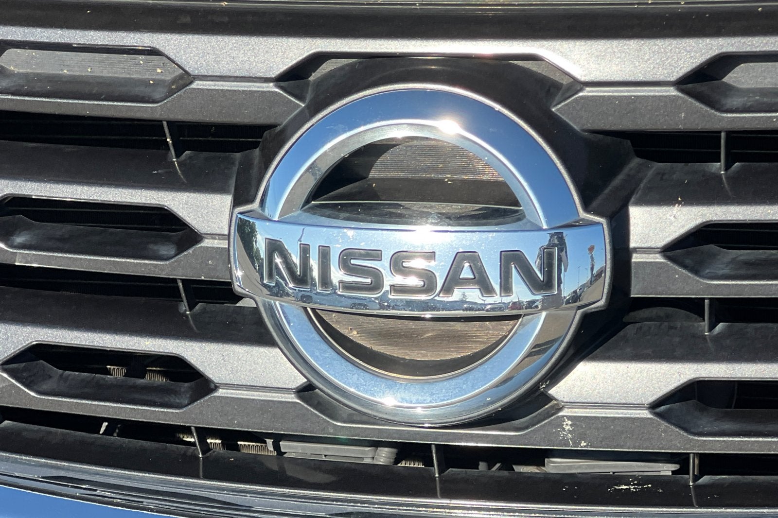 2017 Nissan Pathfinder SV