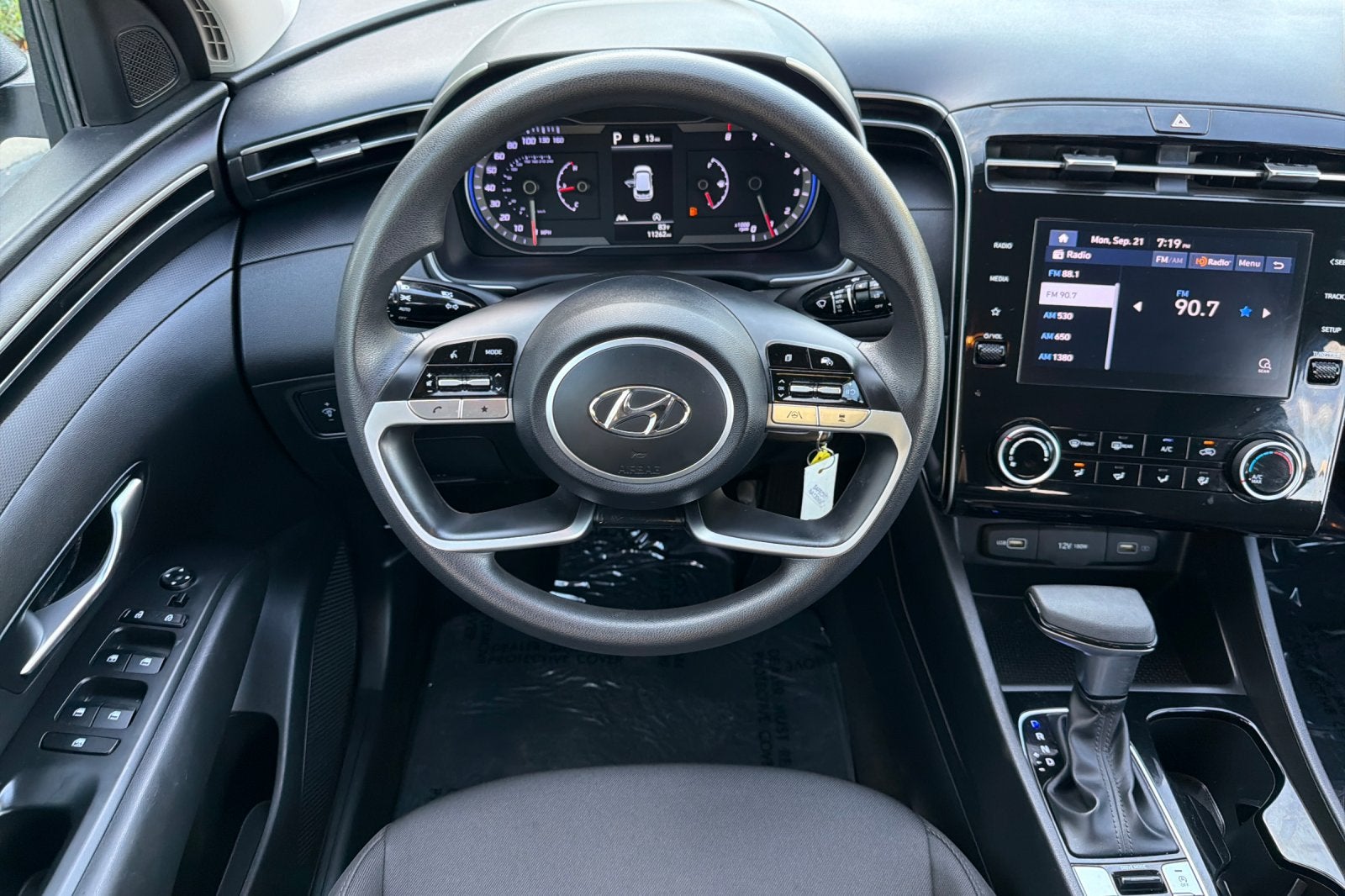 2023 Hyundai Tucson SE