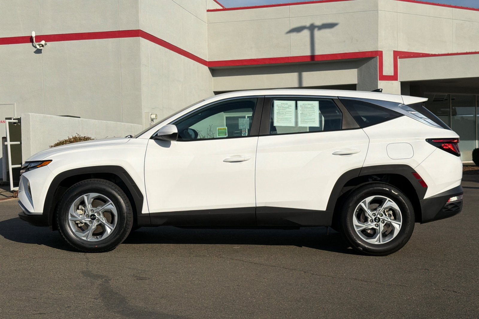 2023 Hyundai Tucson SE