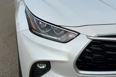 2022 Toyota Highlander Hybrid Bronze Edition