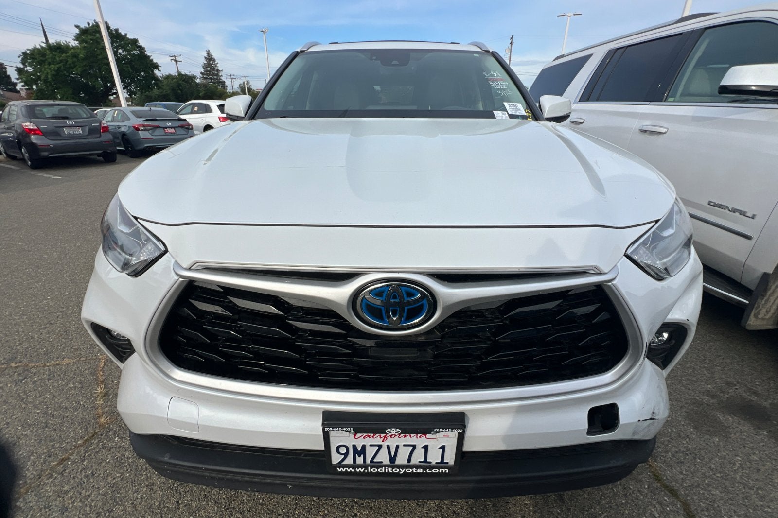 2022 Toyota Highlander Hybrid Bronze Edition