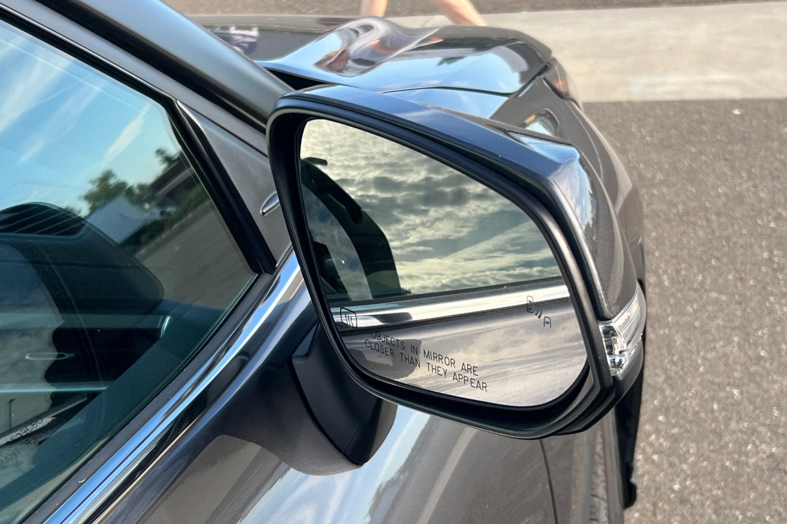 2023 Toyota Highlander Hybrid LE