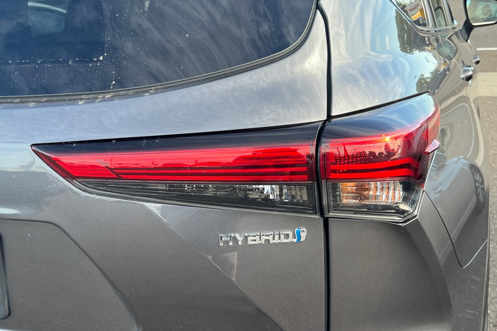 2023 Toyota Highlander Hybrid LE